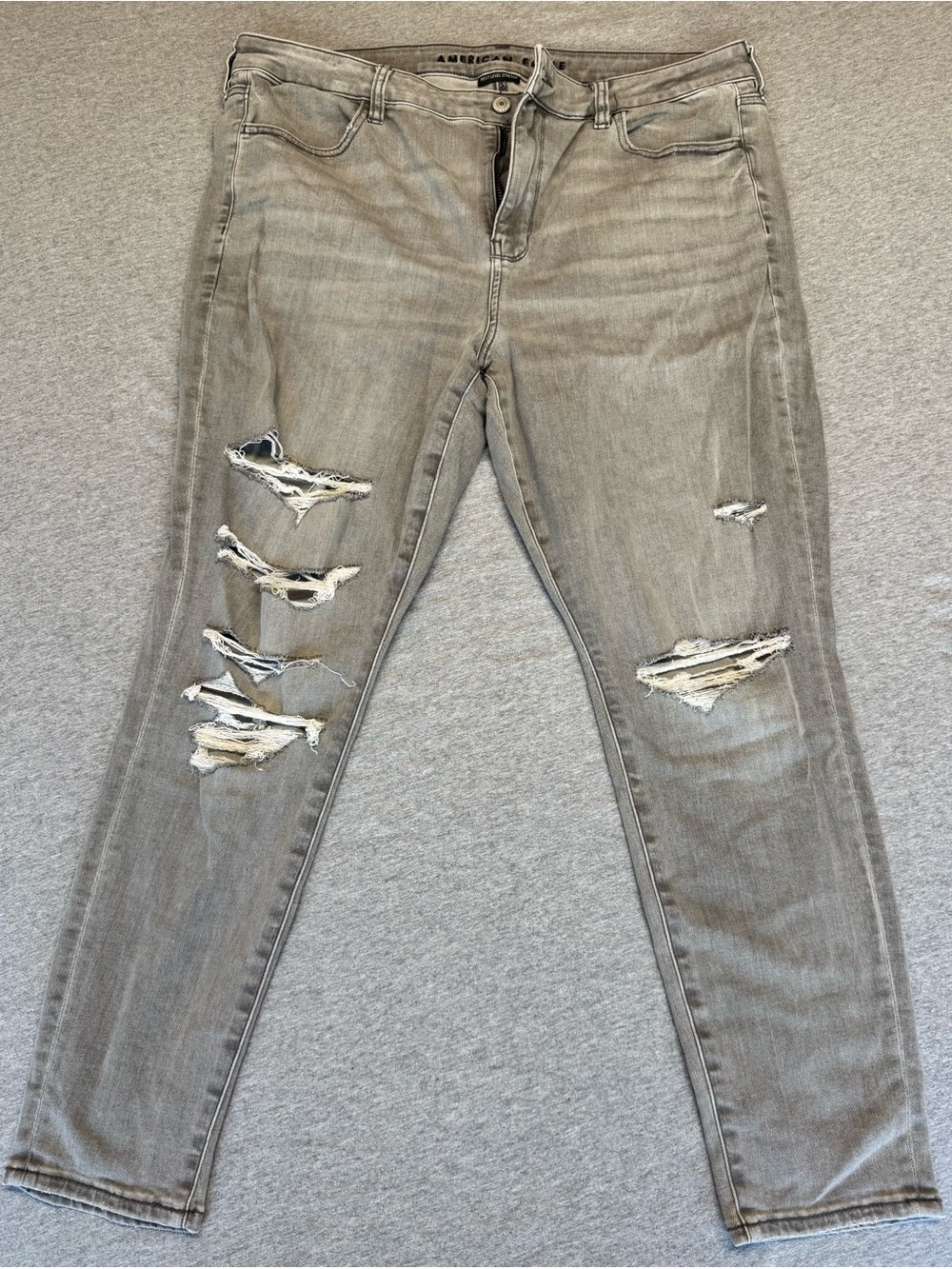 American Eagle Outfitters Grey Distressed Skinny Jeans